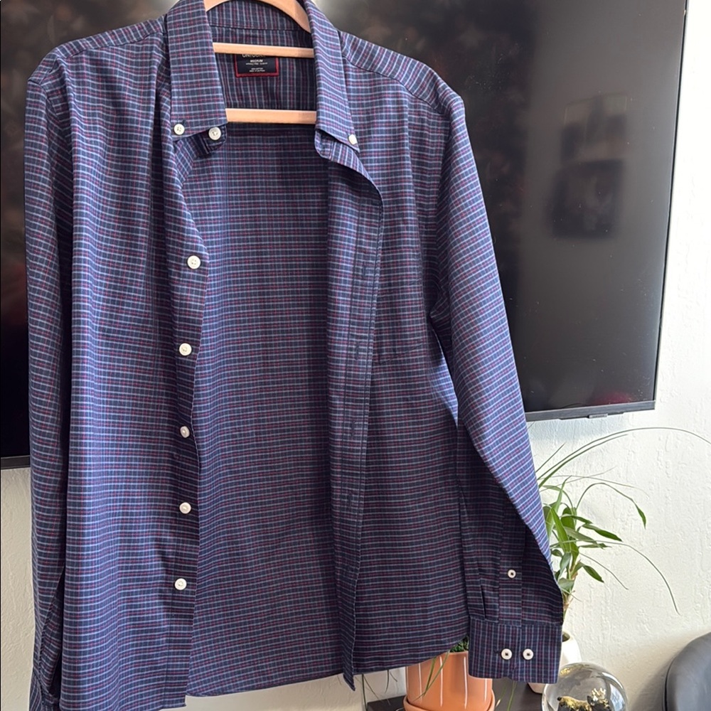 UNTUCKit Blue Casual Button Down Shirt